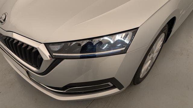 Skoda Octavia Combi 2.0 TDI 150 ch DSG7 Ambition 