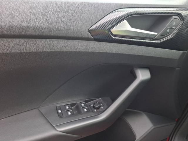 Volkswagen T-Cross Life Plus 