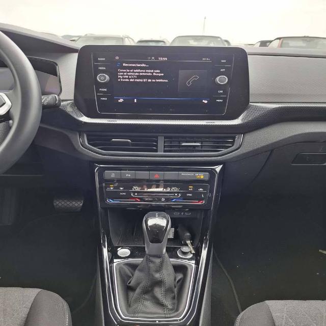 Volkswagen T-Cross Life Plus 