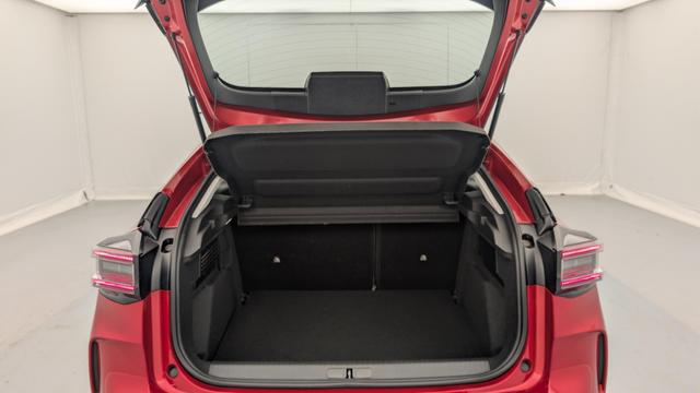 Citro&euml;n C4 Hybride 145 ch e-DCS6 Business 