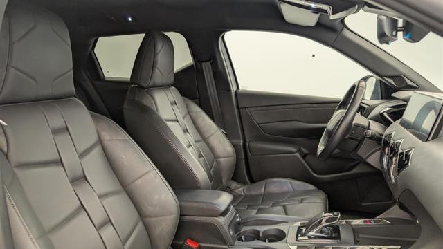 DS Automobiles 3 Crossback E-TENSE GRAND CHIC 