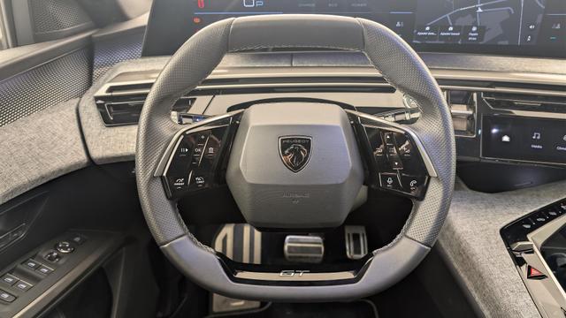 Peugeot 3008 Hybrid 145 e-DCS6 GT 