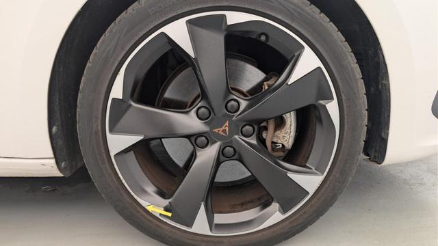 Cupra Leon Sportstourer 1.4 e-HYBRID 204 ch DSG6 V 