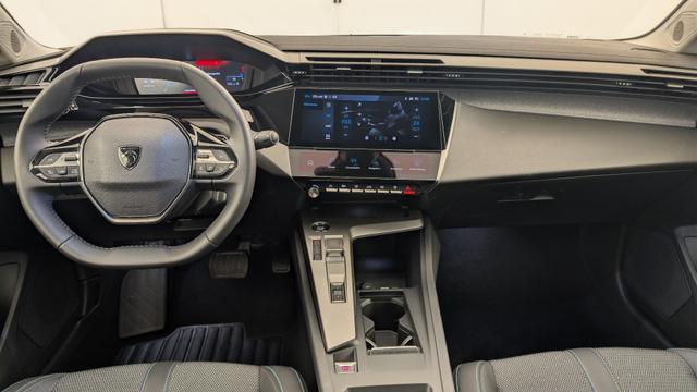 Peugeot 408 Hybrid 145 e-DCS6 Allure 