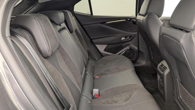 DS Automobiles 4 Hybride 145 e-DCT6 Etoile - Alcantara 