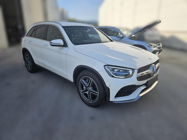 Mercedes-Benz GLC AMG Line 300 