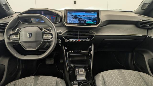Peugeot 2008 PureTech 130 S&S EAT8 Allure 
