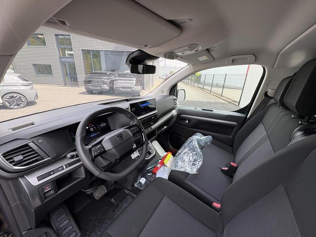 Peugeot Traveller Business 