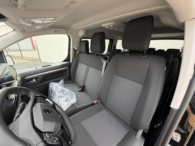 Peugeot Traveller Business 