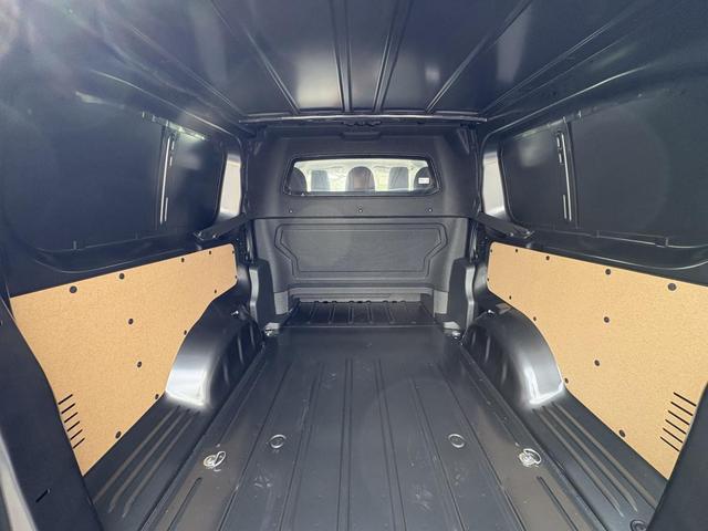 Citro&euml;n Jumpy Kastenwagen Crew Cab 