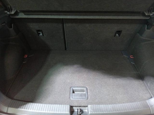 Volkswagen T-Cross Life Plus 