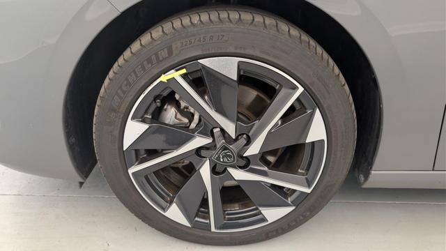 Peugeot 308 Hybrid 145 e-DCS6 Allure 