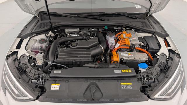 Audi A3 TFSI e Hybride rechargeable 204 S tronic 6 line 