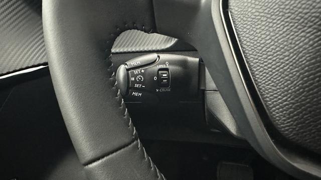 Peugeot 208 Allure 