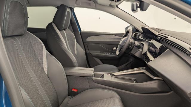 Peugeot 408 Hybrid 145 e-DCS6 Allure 