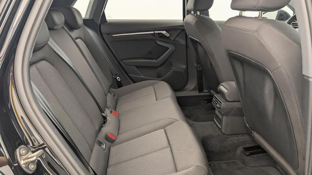 Audi A3 40 TFSIE 204 S TRONIC 6 BUSINESS LINE 