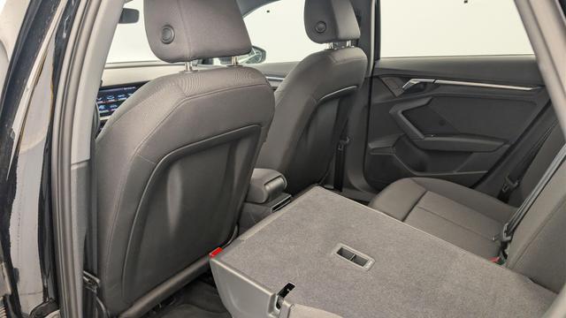 Audi A3 40 TFSIE 204 S TRONIC 6 BUSINESS LINE 