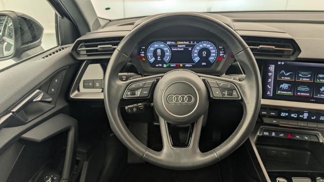 Audi A3 40 TFSIE 204 S TRONIC 6 BUSINESS LINE 