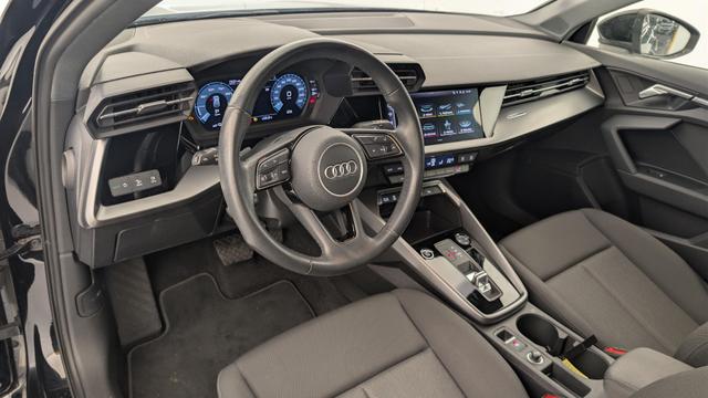 Audi A3 40 TFSIE 204 S TRONIC 6 BUSINESS LINE 