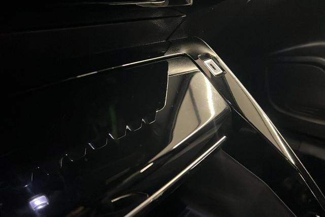 Peugeot 2008 100 S&S BVM6 Allure 