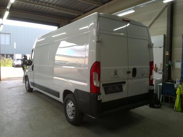 Peugeot Boxer Kastenwagen L3H2 75 kWh 