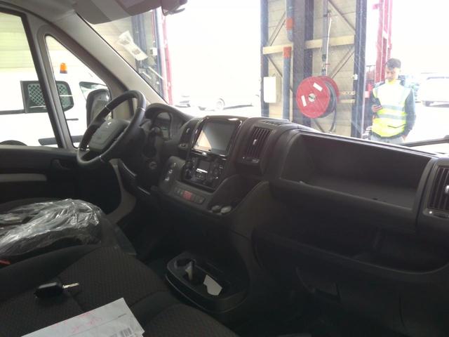 Peugeot Boxer Kastenwagen L3H2 75 kWh 