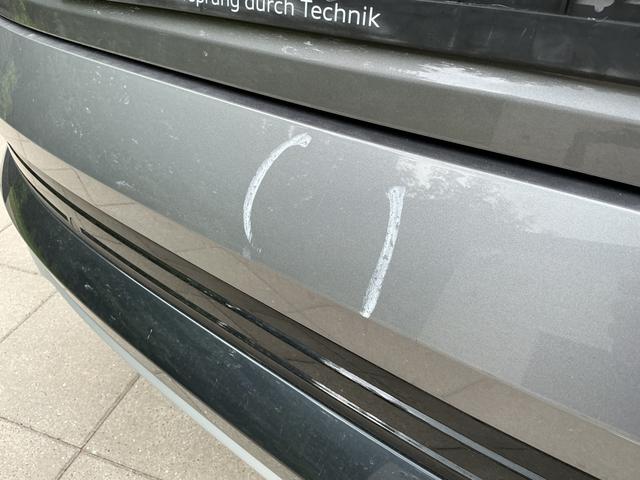 Audi e-tron advanced 
