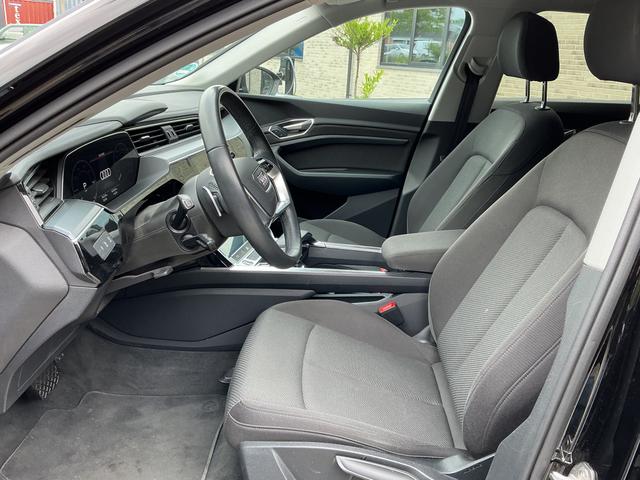 Audi e-tron S line 