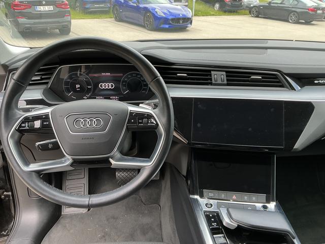 Audi e-tron S line 