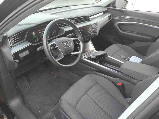 Audi e-tron quattro 50 