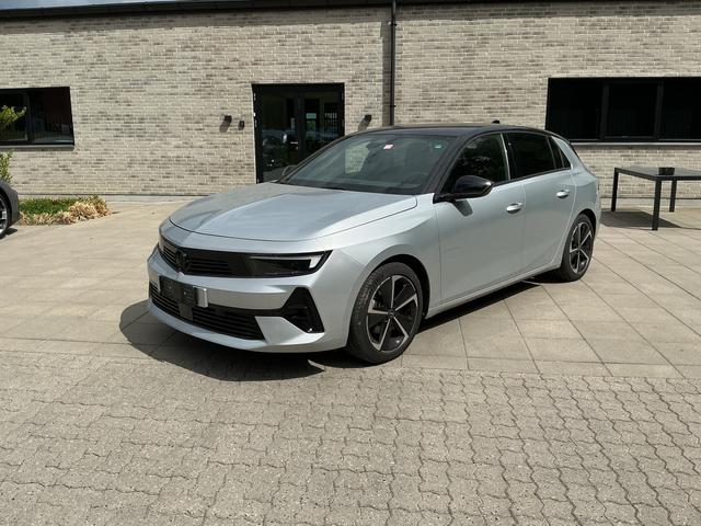 Opel Astra - GS-line