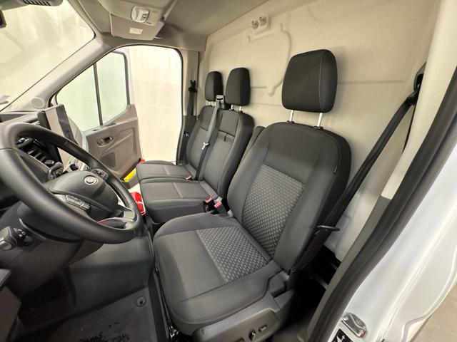 Ford Transit Trend (L2H2) 