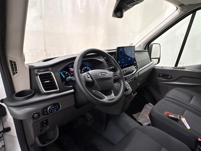 Ford Transit Trend (L2H2) 