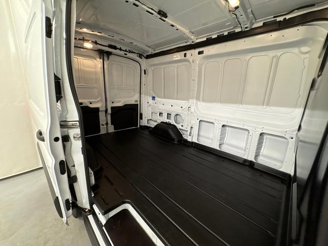 Ford Transit Trend (L2H2) 