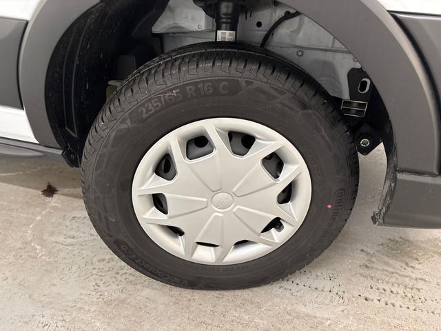 Ford Transit Trend (L2H2) 
