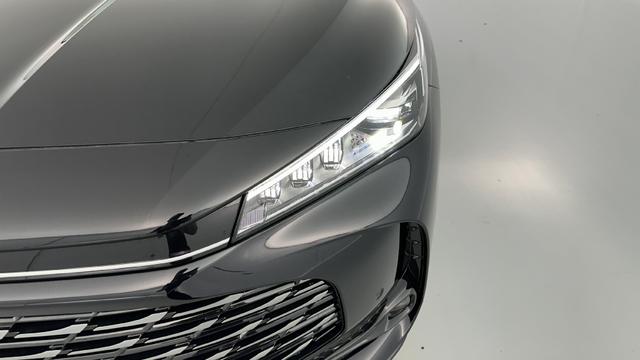 MG EHS Luxury 