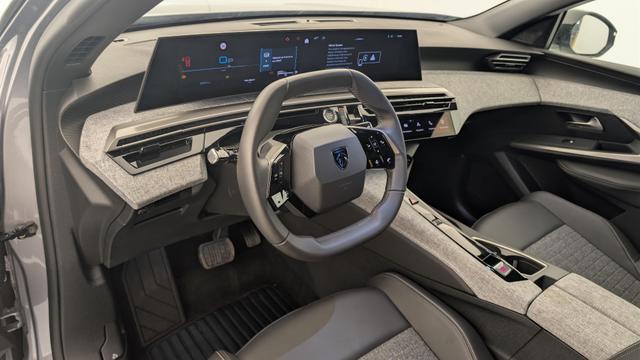 Peugeot 3008 Hybrid 145 e-DCS6 Allure 