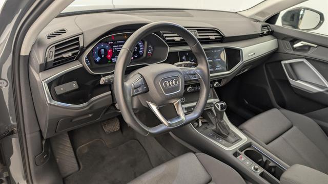 Audi Q3 35 TDI 150 ch S tronic 7 Design 