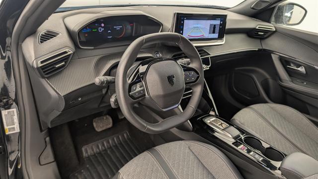 Peugeot 2008 50 kWh 136 ch Allure 