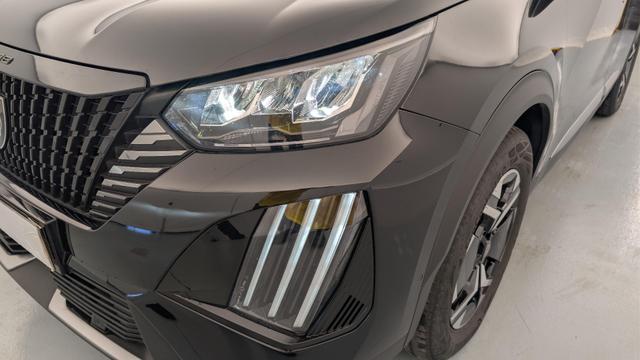 Peugeot 2008 50 kWh 136 ch Allure 