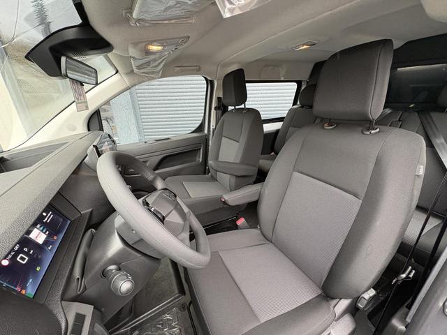 Citro&euml;n Jumpy Kastenwagen Crew Cab 