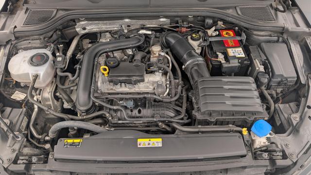Volkswagen Golf 1.0 TSI OPF 110 BVM6 LIFE 