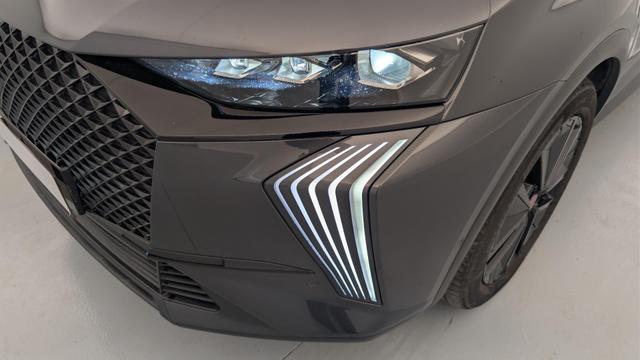DS Automobiles 7 Hybride Rechargeable E-Tense 300 EAT8 4x4 Performance Line + (Crossback) 