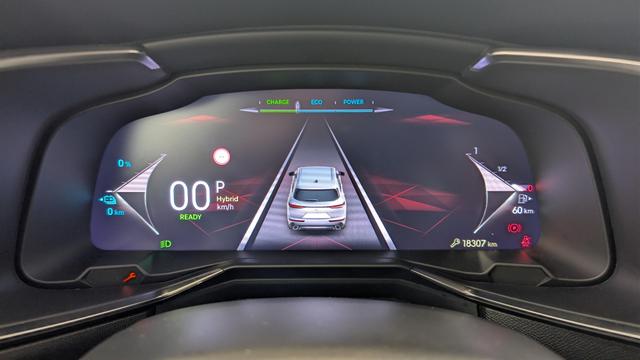 DS Automobiles 7 Hybride Rechargeable E-Tense 300 EAT8 4x4 Performance Line + (Crossback) 