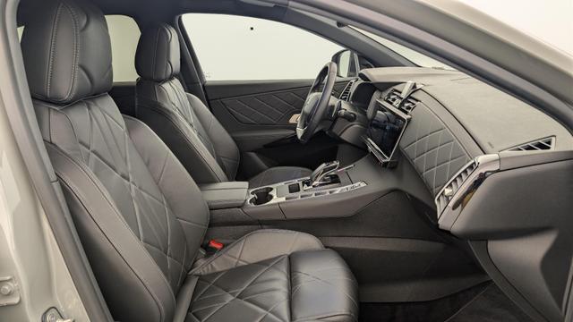 DS Automobiles 7 Hybride Rechargeable E-Tense 360 EAT8 4x4 Rivoli (Crossback) 