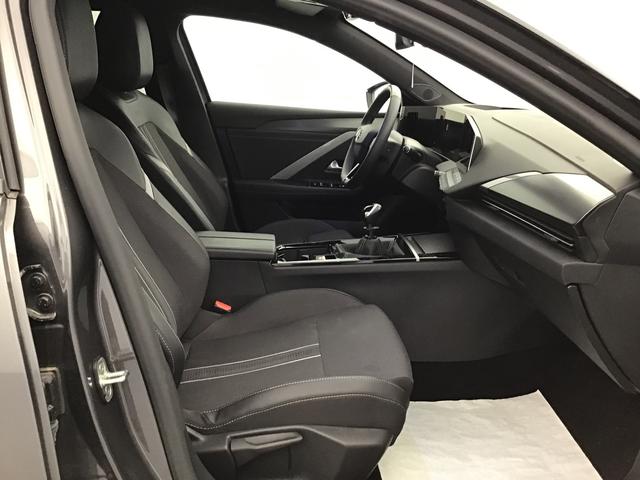 Opel Astra GS 