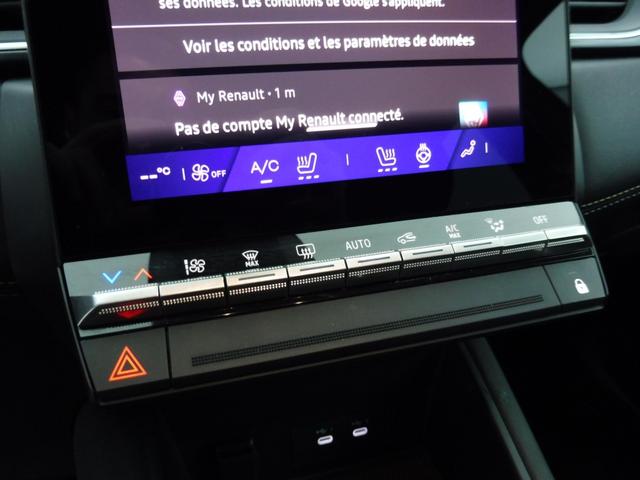 Renault Symbioz Iconic 