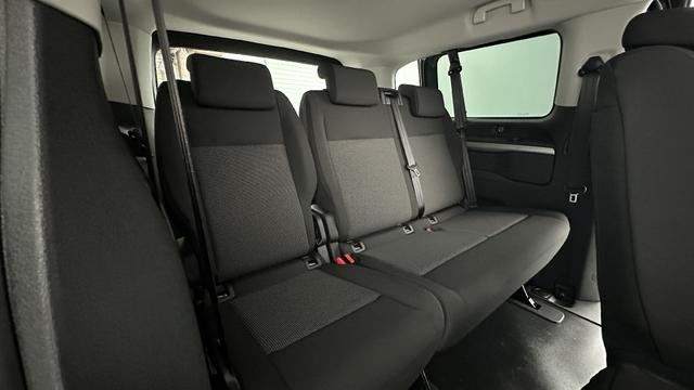 Peugeot Traveller Business 