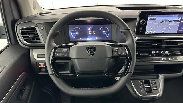 Peugeot Traveller Business 