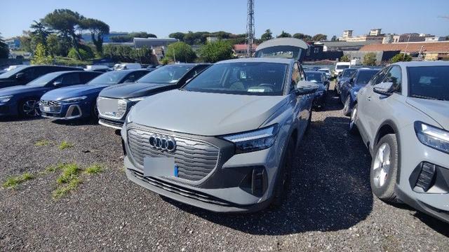 Audi Q4 e-tron - 